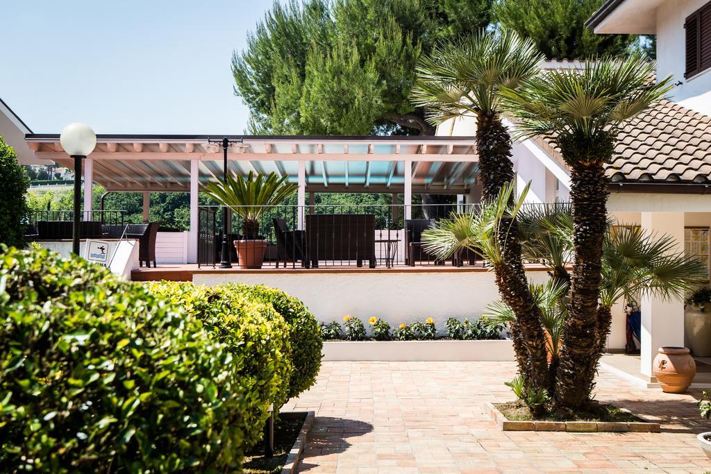 Hotel Giardino Suites&Spa Numana Eksteriør billede